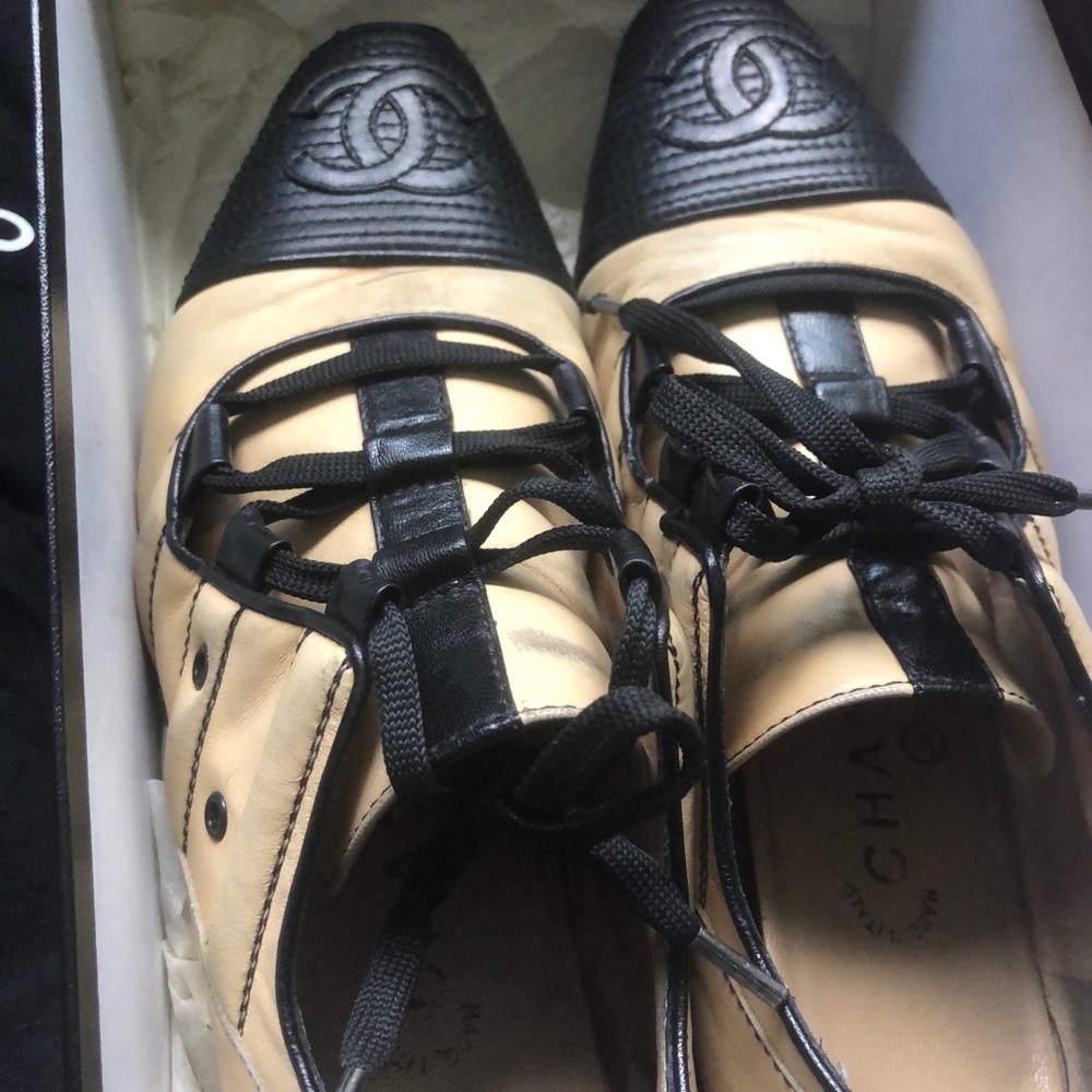 Chanel sneakers 👟😊💯 Authentic